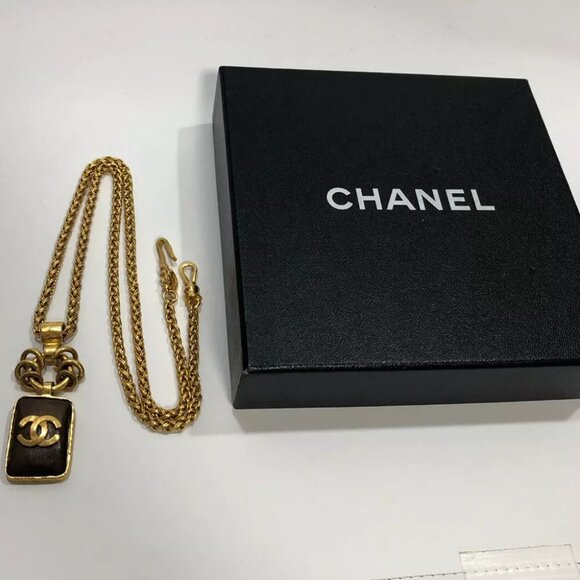 CHANEL CC Logos Black Square Necklace 28" Gold Tone 97A Auth - Picture 1 of 9